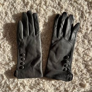Never worn genuine leather gloves
